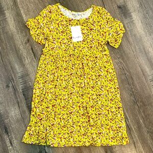 Nordstrom Rack floral yellow dress size Medium. New with tags